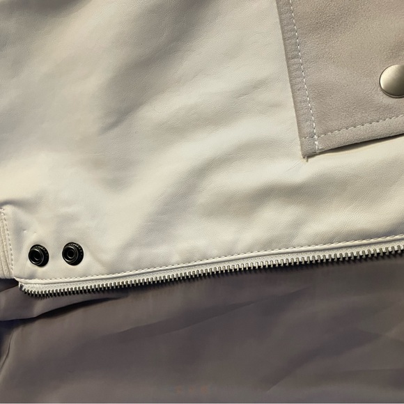 Calvin Klein cream leather and suede jacket. - Picture 10 of 14